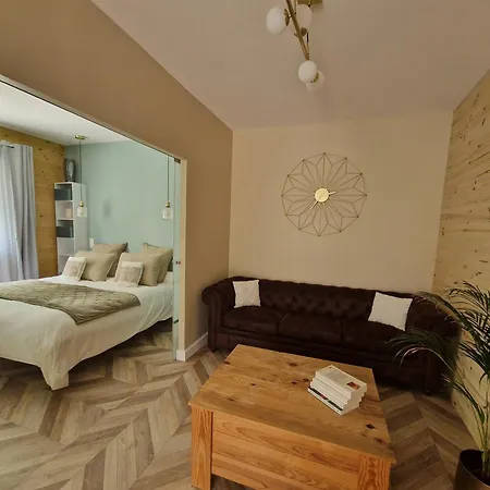 La 1828 Holiday home Hure