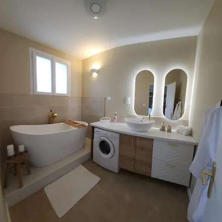 La 1828 Holiday home Hure