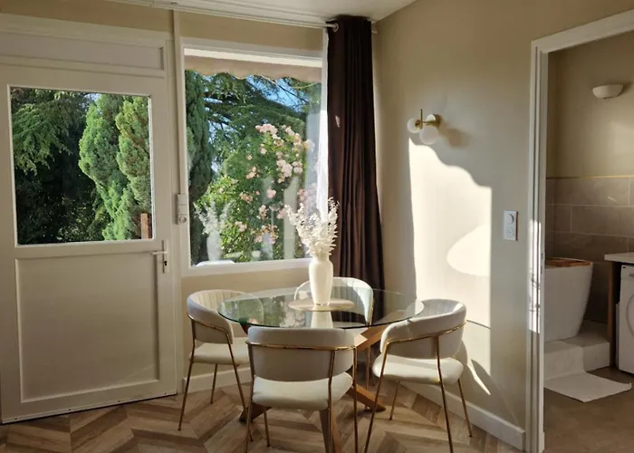 Vakantiehuis La 1828 *